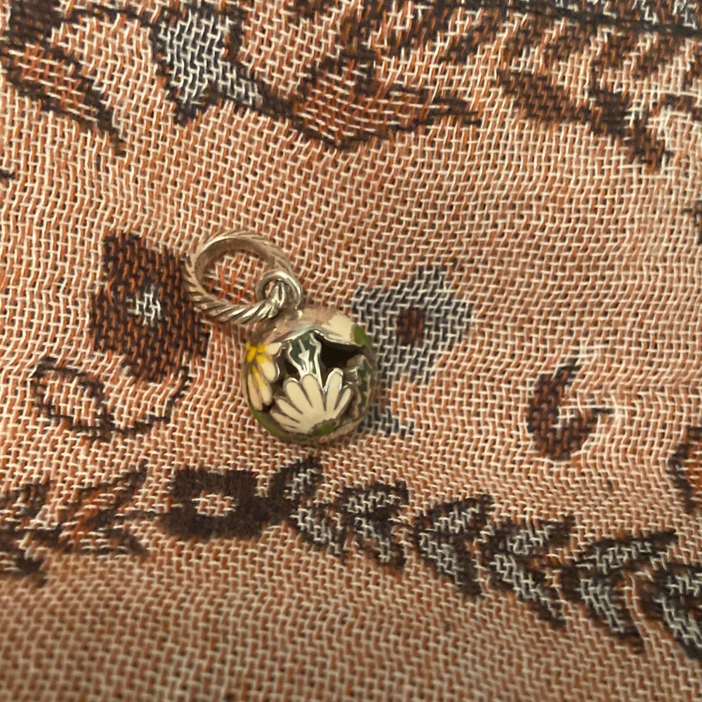 Brighton sterling silver and cloisonné floral charm 🌼 - Picture 3 of 4